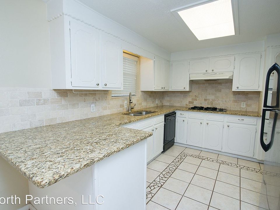 1st image of 1302 Foster Ave