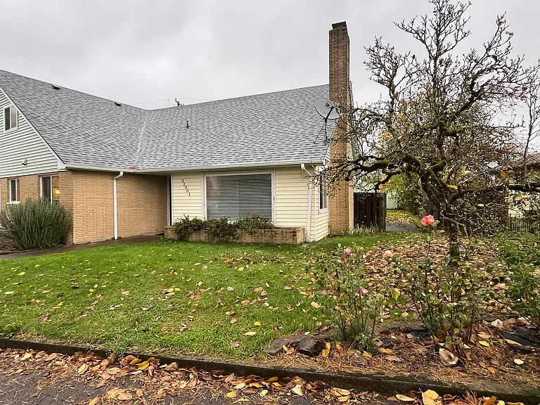 32001 Griffith Dr — Photo 1