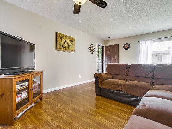 3rd image of 6540 College Grove Dr Unit 28