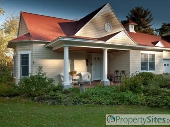 2 Cameo Ct, York, ME 03909