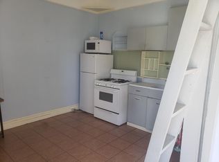 105 17th St #2, Pacific Grove, CA 93950