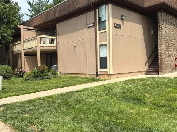 5816 Royal Ridge Dr, Springfield, VA 22152
