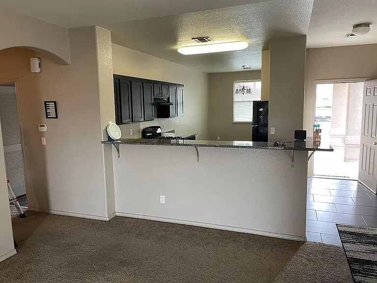 13123 Kestrel Ave — Photo 3