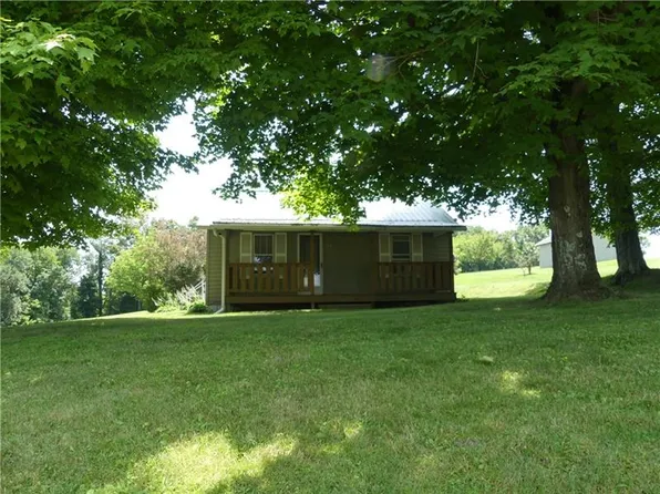 404 Old Elderton Hill Rd, Shelocta, PA 15774