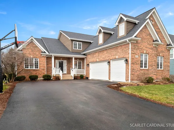 653 Sheffield Cir, Sugar Grove, IL 60554