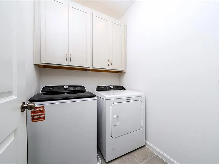 2414 Celebration Blvd — Photo 24
