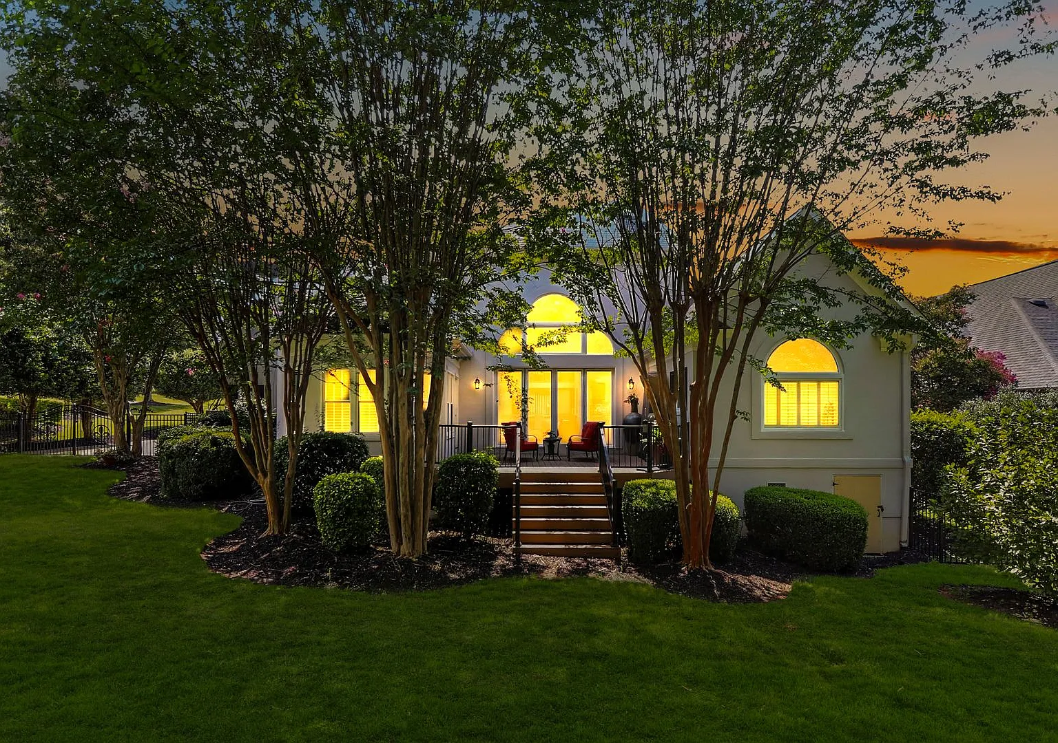 18928 Peninsula Point Dr Cornelius Professionally Managed by Select Real Estate Group — Photo 2