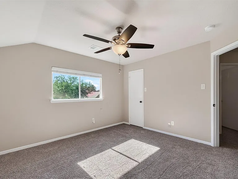 5118 Cherry Blossom Dr — Photo 25
