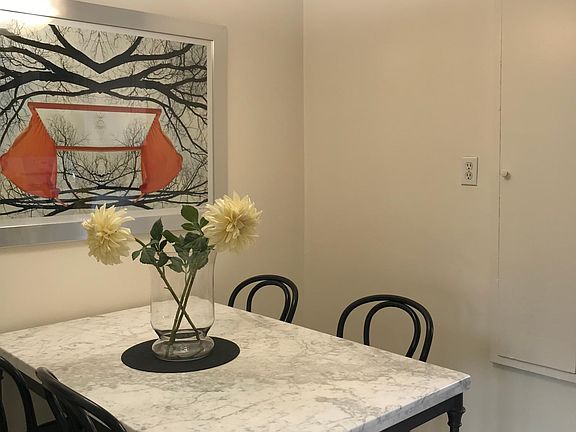 4th image of 8565 1/2 Cashio St