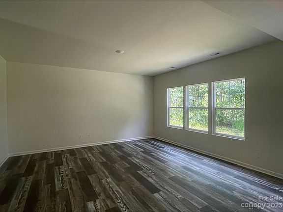 2nd image of 3517 Cambridge Pl #12