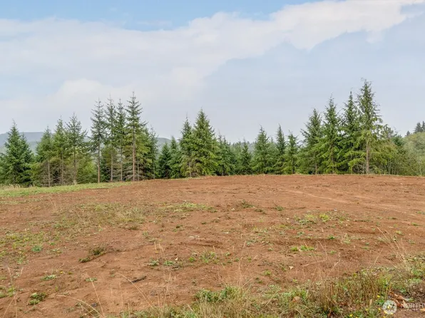 307 Greenwood Road, Cathlamet, WA 98612