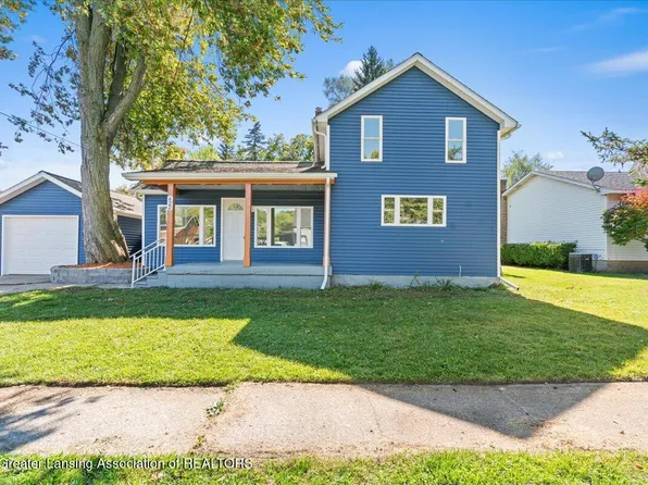 422 E 2nd St, Perry, MI 48872