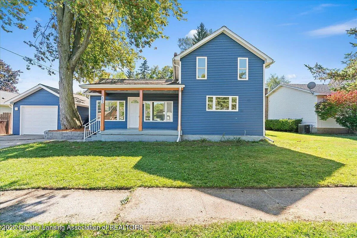 422 E 2nd St photo 1