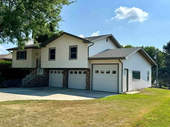 1705 Imperial Rd, Norfolk, NE 68701