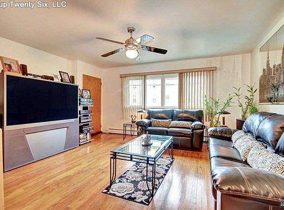 3rd image of 280 Randolph Ave
