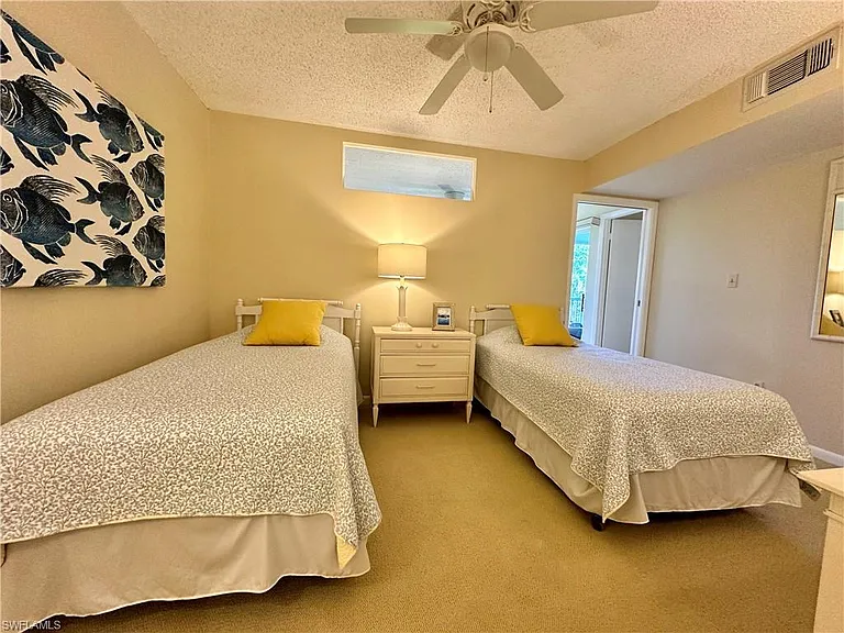 555 Park Shore Dr #B-205 — Photo 22