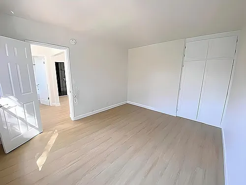 6404 1/2 Roble Ave — Photo 6