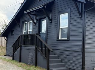 664 Delaware St, North Bend, OR 97459