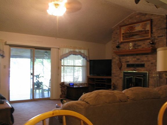 5th image of 288 Lakeview
