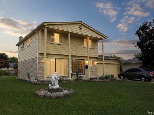 36368 Tulane Dr, Sterling Heights, MI 48312