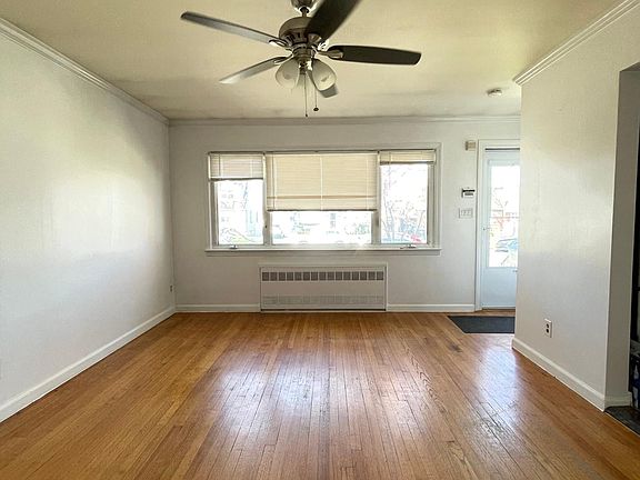 4th image of 348 Burgher Ave