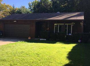 8720 Blossom Dr #1, Mentor, OH 44060