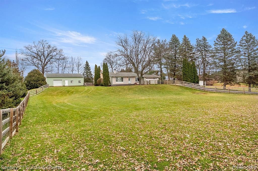 9065 Grenoble Dr, Milan, MI 48160 Zillow