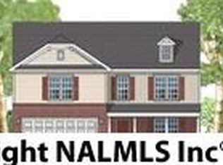 322 Acorn Grove Ln, Huntsville, AL 35824