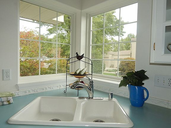 5th image of 2618 S Bannen Ct
