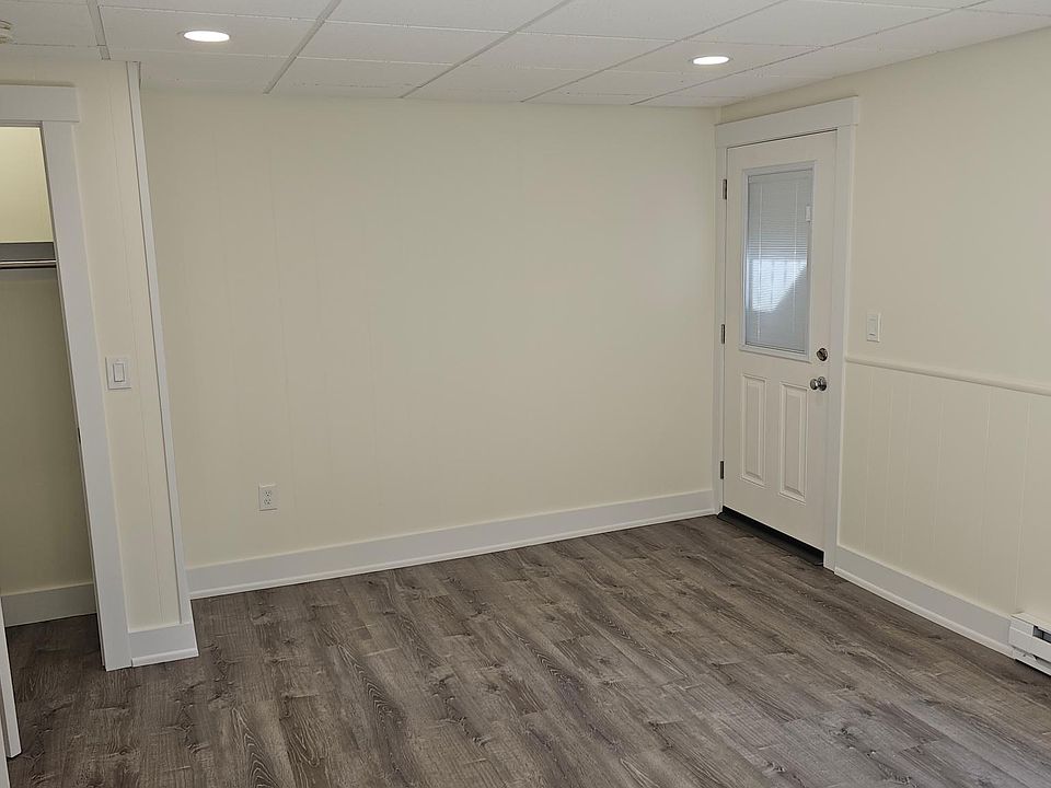 17 Congress St Greenfield MA Zillow