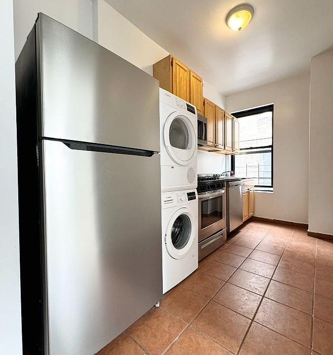 1st image of 188 Claremont Ave APT 12