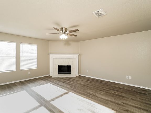 3818 Ashleaf Pecan, San Antonio, TX 78261 | Zillow