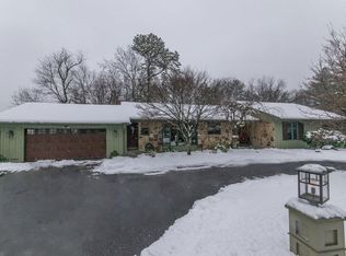 300 Tanglewood Dr, Longmeadow, MA 01106