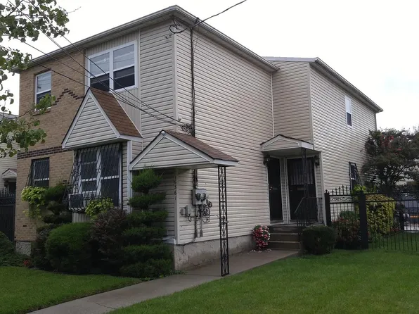 (undisclosed Address), Jamaica, NY 11433