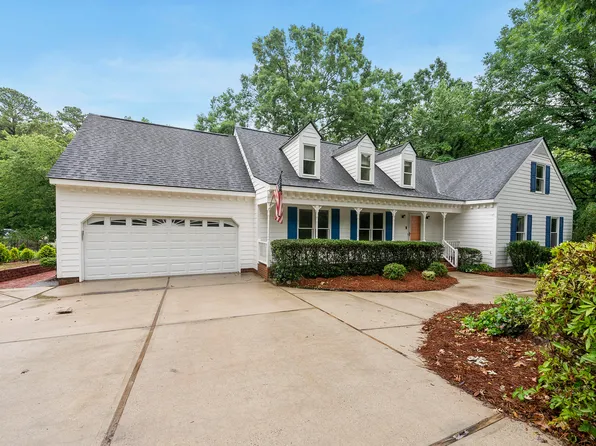 5513 Doemont Dr, Apex, NC 27539