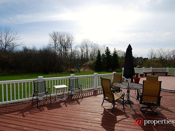 2nd image of 14135 W Braemore Close
