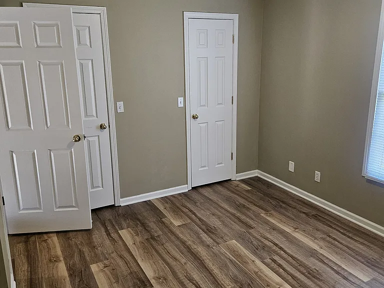 27 Princeton Ct #27 — Photo 1