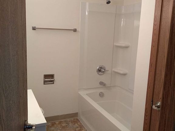 4th image of 640 S 4th St Unit 27