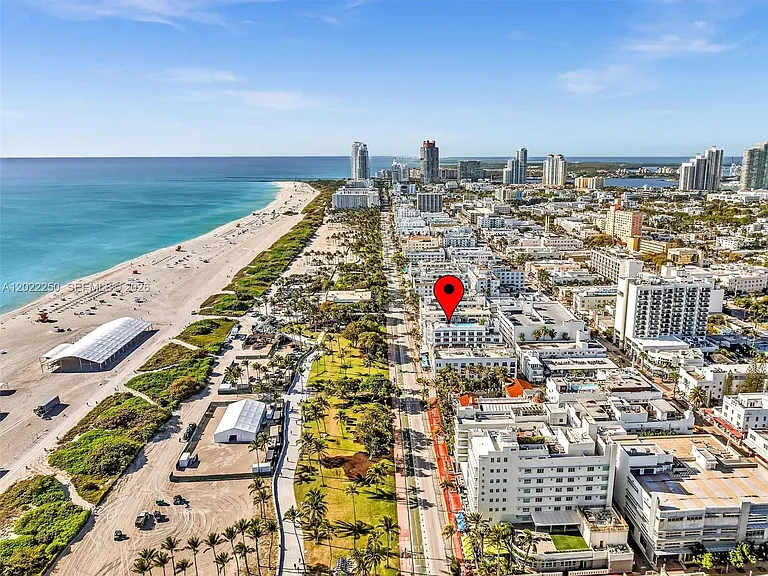 1052 Ocean Dr #C203 — Photo 34