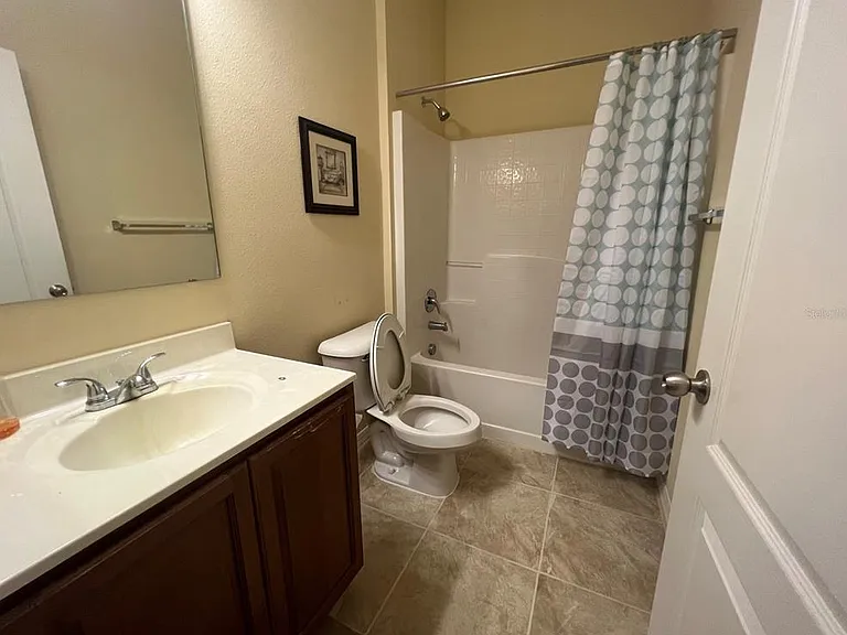 1013 Evans Loop — Photo 10