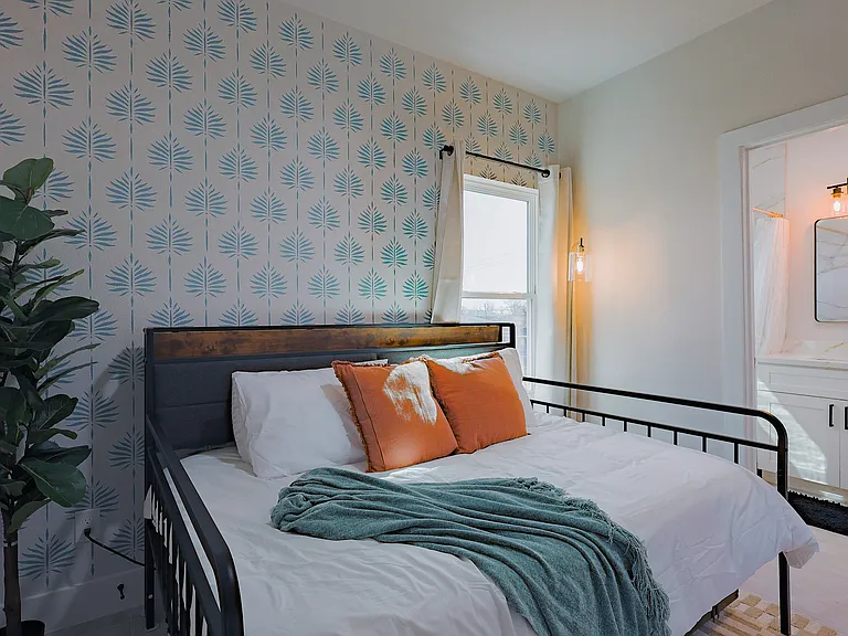 3626 Glenrose St #B — Photo 17