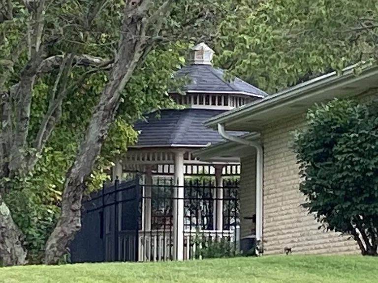 919 Oakdale Dr — Photo 20