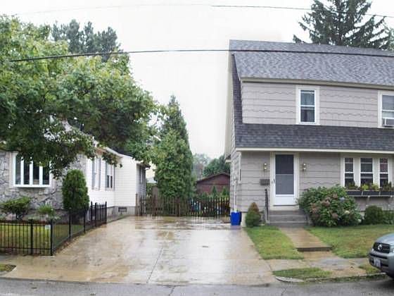 1st image of 77 Paine Ave