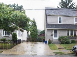 77 Paine Ave, Cranston, RI 02910