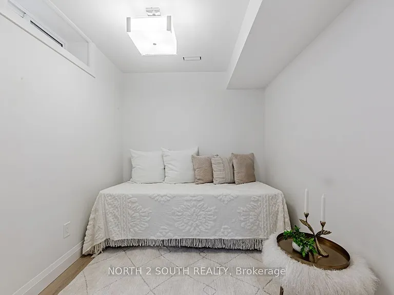 9 Glenvalley Dr #BASEMENT — Photo 8