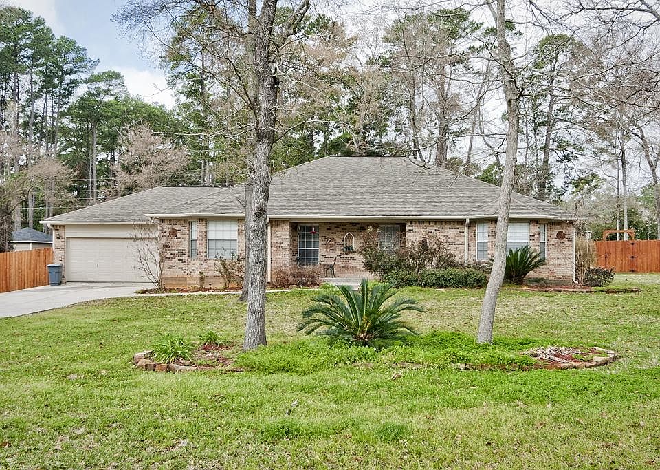 1st image of 15145 Paradise Ct
