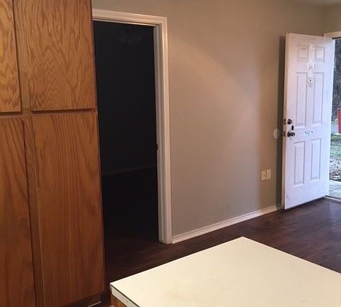 5th image of 413 Terrell Ave APT 10