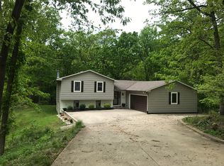 1147 Oxbow Ln, Moberly, MO 65270