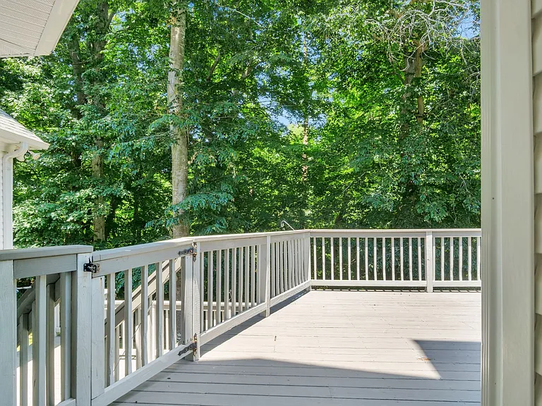 717 Lantern Pl — Photo 40