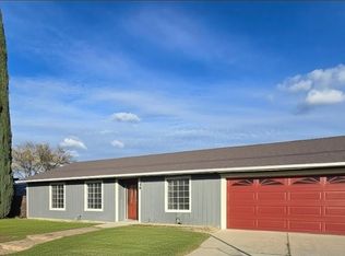 979 Music Ave, Clovis, CA 93612